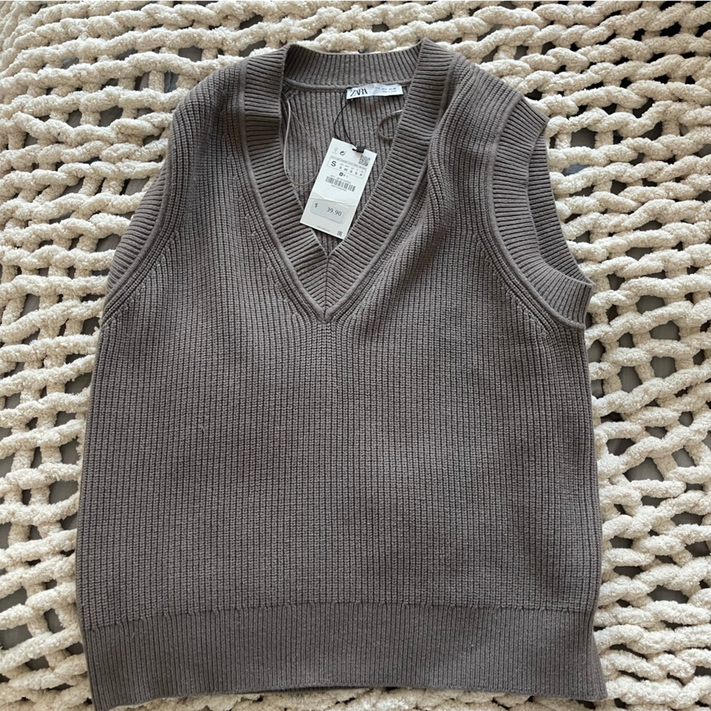 Zara Oversized Sweater Vest